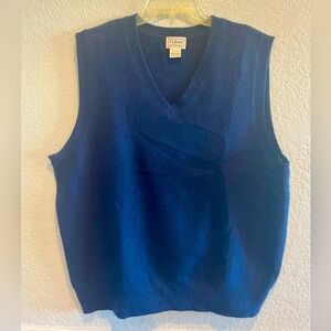 Men’s L.L. Bean 100% cashmere sweater vest size Large EXCELLENT CONDITION